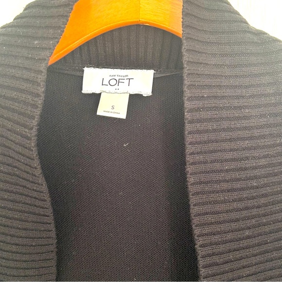 LOFT Ann Taylor Cardigan - Picture 3 of 3
